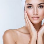 De geheimen van de persoonlijke huidverzorgingsroutines van dermatologen onthullen: wat werkt en wat te vermijden